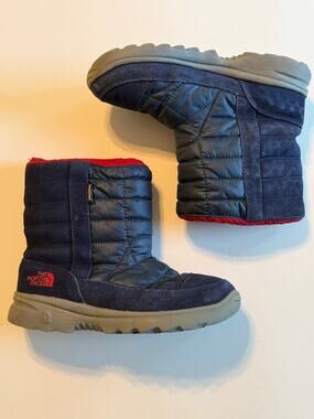 The North Face Alpenglow Pull On Waterproof Winter Boots Boys Size 2 Navy Blue